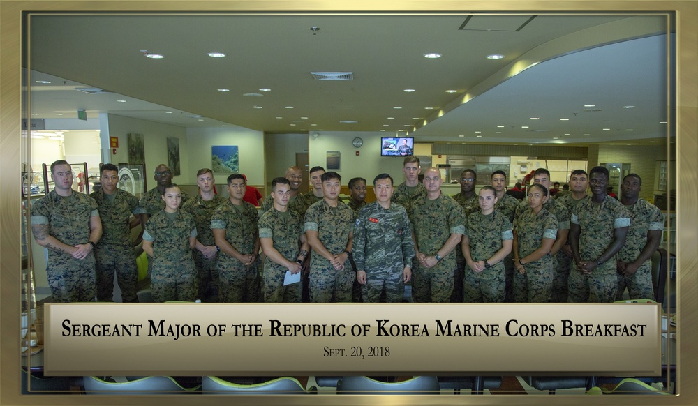 Marines break bread with the Sgt. Maj. of the Republic of Korea Marines