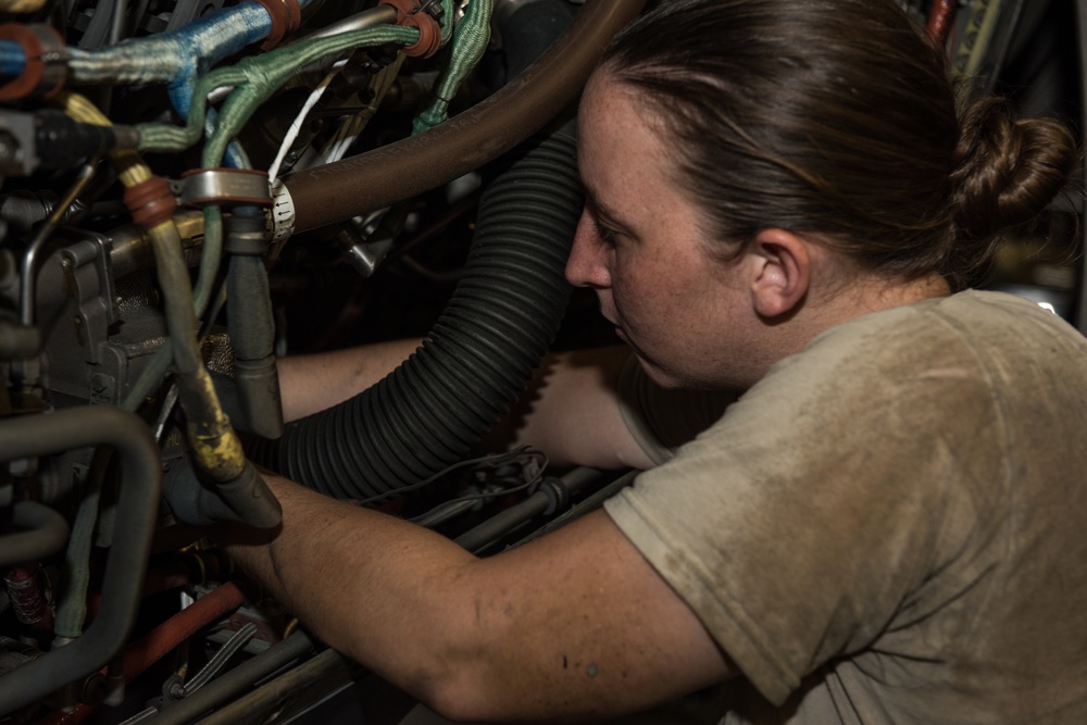 193rd SOMXG conducts maintenance on EC-130J Super J aircraft.