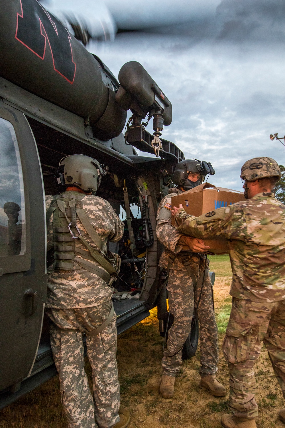 Nebraska Soldiers assist with Hurricane Florence relief supply delivery