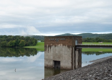 Sayers dam successfully prevents major Tropical Depression Gordon and Florence floods