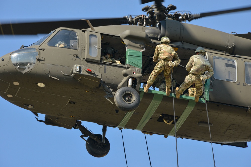 Air Assault Rappel at 7ATC, Germany