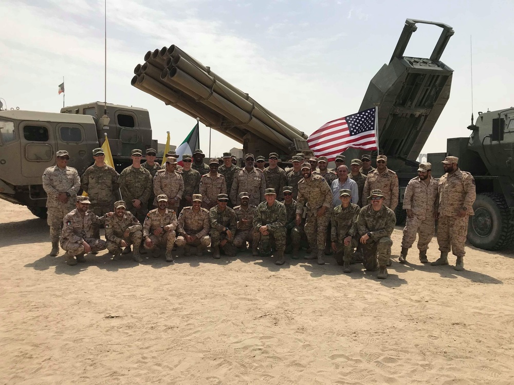 Florida field artillery battery trains with Kuwaiti counterparts