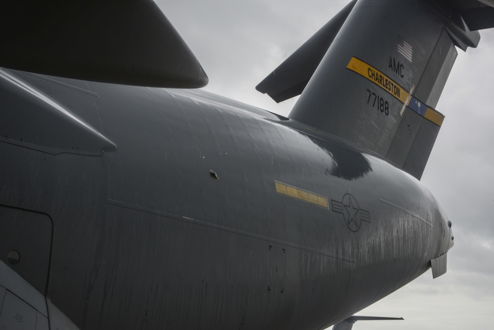 JB Charleston C-17s weather Hurricane Florence at Dover AFB
