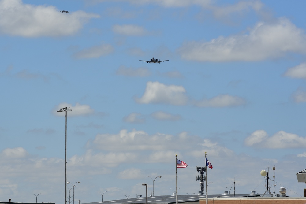 A-10 flies the Texas skies for AIRSHO 2018