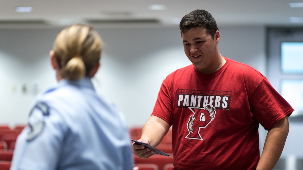Air Force Band conducts music workshop for Bossier Parish students