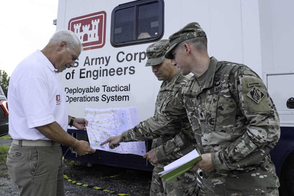 USACE Director for Contingency Operations meets with Wilmington District leaders