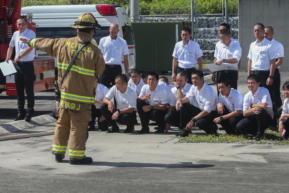 MCIPAC hosts firefighting demonstration for Fukuoka Prefecture Fire Academy cadets