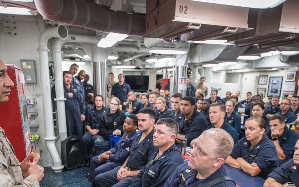 Lt. Col. Salcido speaks to Sailors aboard USS Jason Dunham