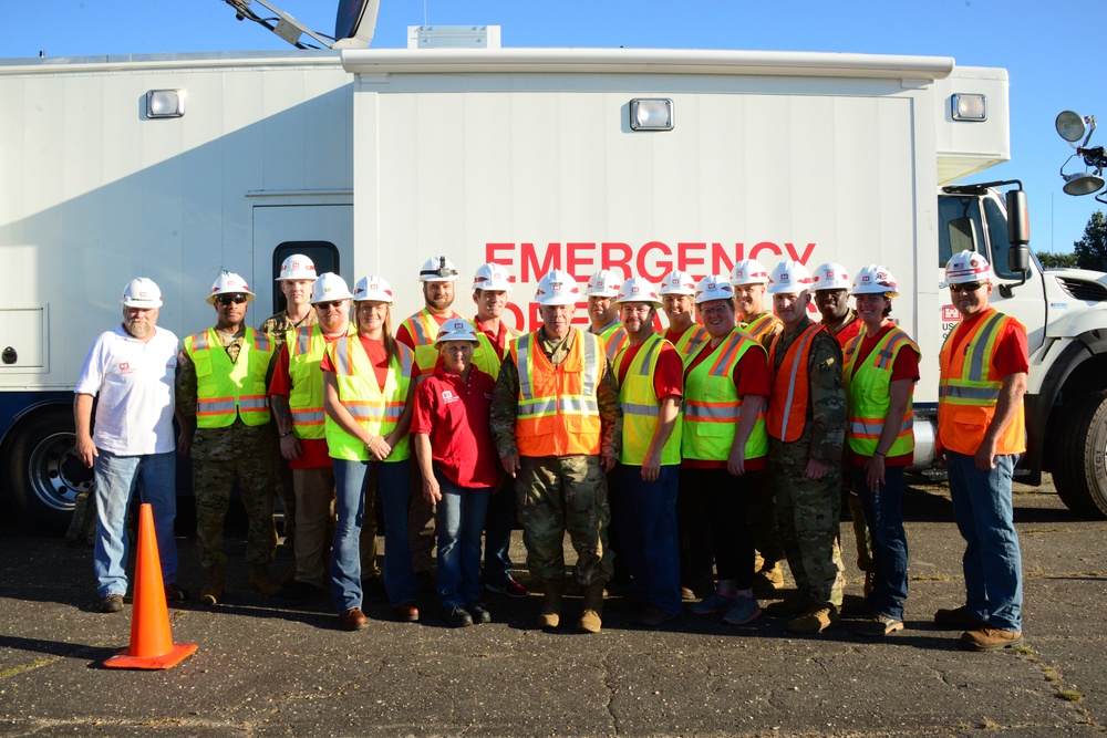 USACE leadership visits Florence responders