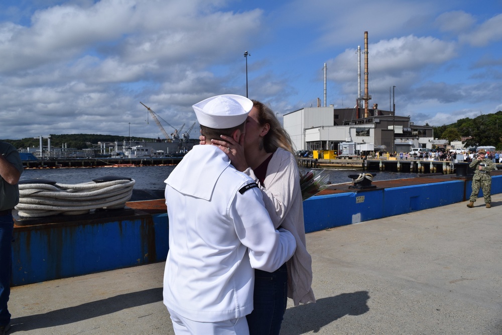 USS California (SSN 781) Homecoming