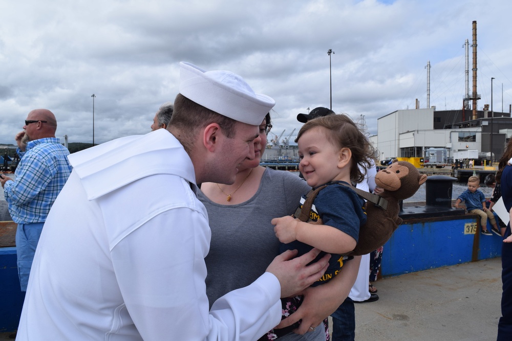 USS California (SSN 781) Homecoming