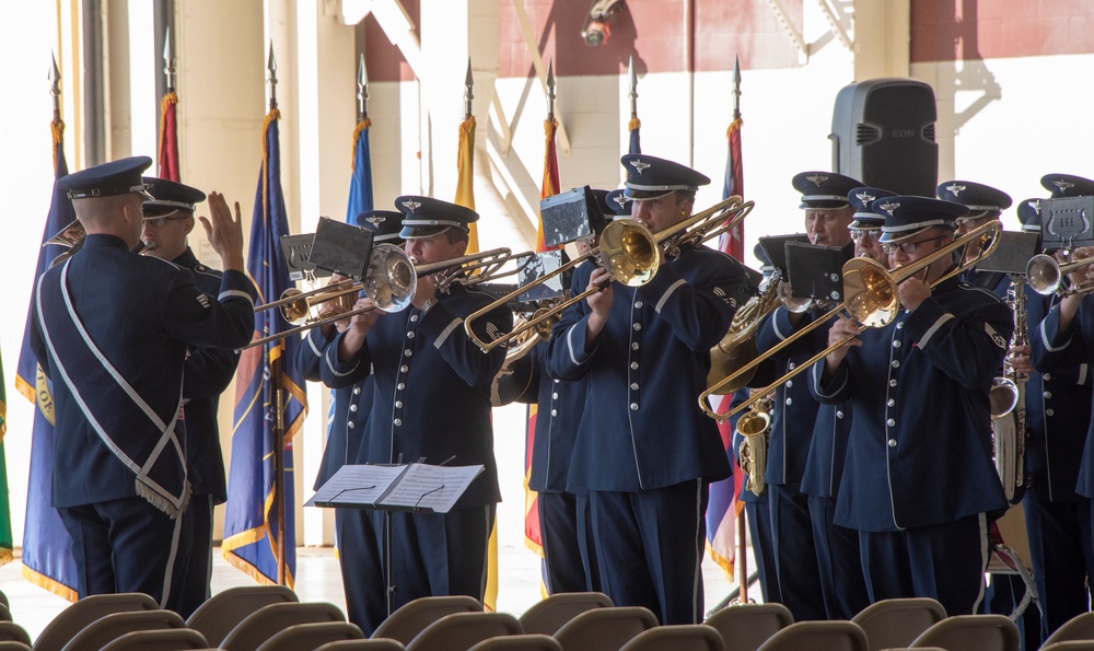 DVIDS - Images - 60th AMW Assumption of Command Ceremony [Image 4 of 21]