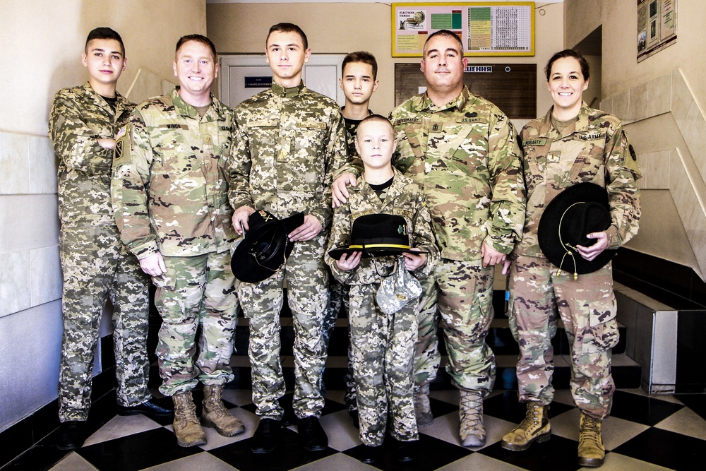 U.S. Soldiers visit Ukrainian cadets