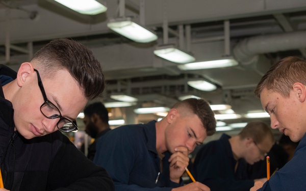 USS Bonhomme Richard (LHD 6) Sailors take the E4 Exam