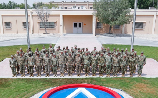 U.S. Army Lt. Gen. Michael X. Garrett Travels to Qatar for the ARCENT Leader Development Forum
