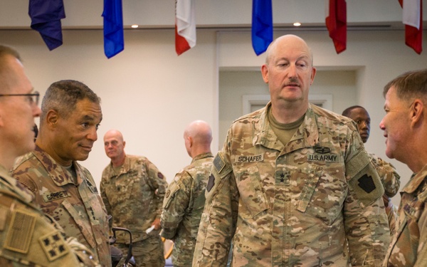 U.S. Army Lt. Gen. Michael X. Garrett Travels to Qatar for the ARCENT Leader Development Forum
