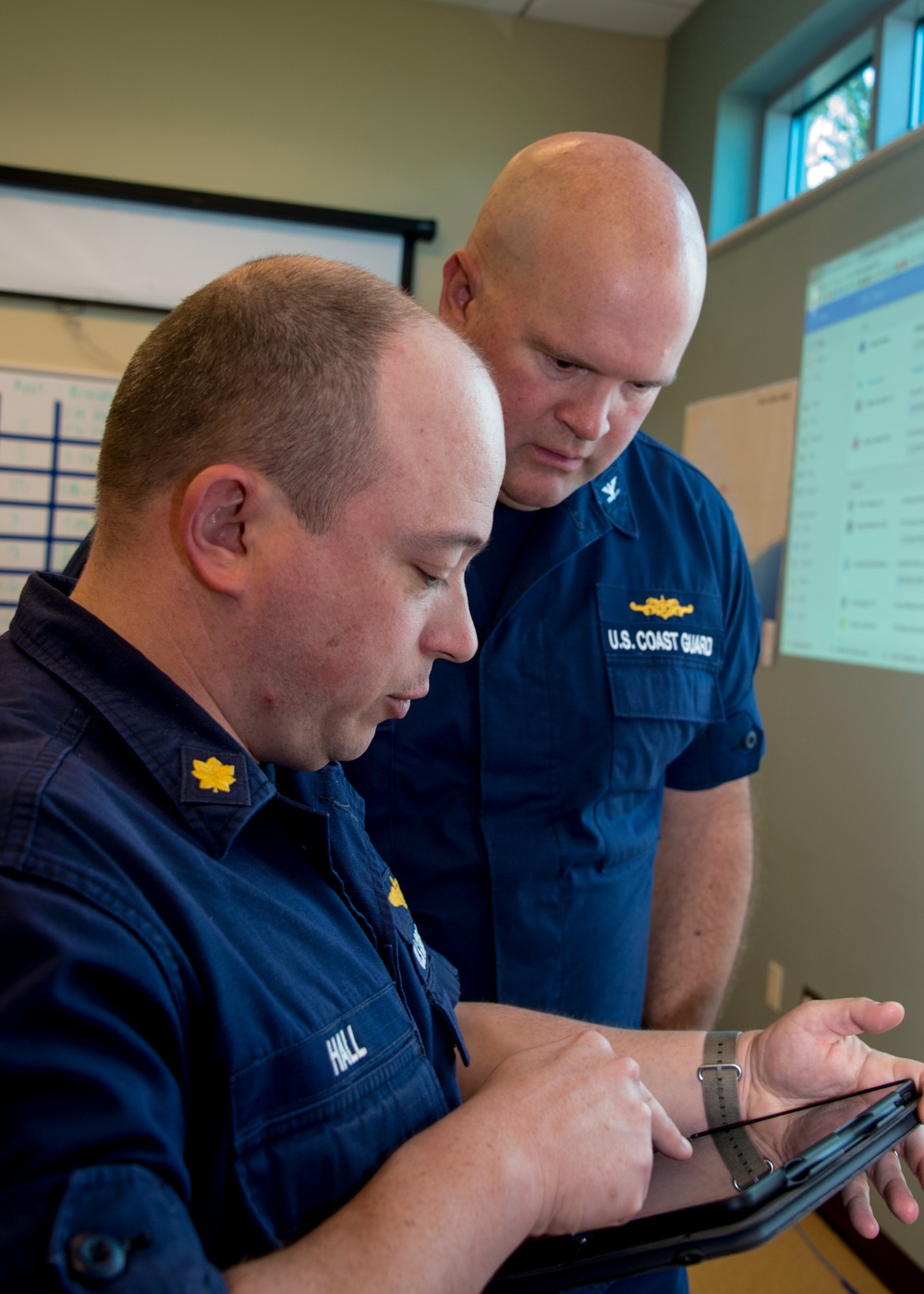 Coast Guard incident commander of Hurricane Florence operations meets with responders in Myrtle Beach, S.C.