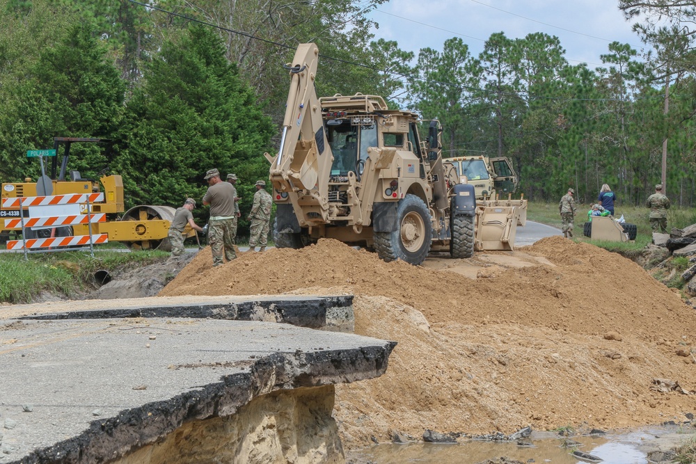 NCNG engineers connect communities by repairing roads