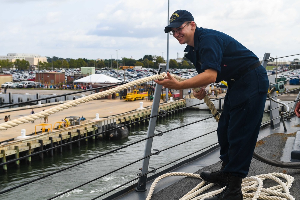 USS Mitscher Departs Naval Station Norfolk