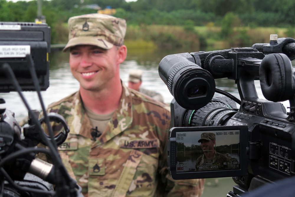 125th Multi-Role Bridge Company stages ribbon bridge prior to flooding