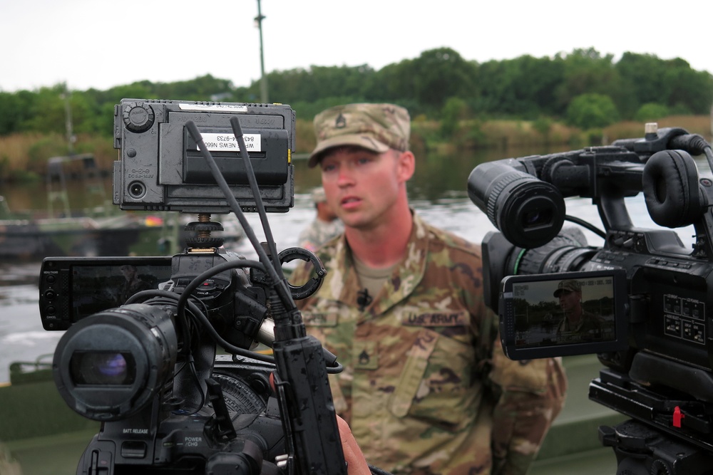 125th Multi-Role Bridge Company stages ribbon bridge prior to flooding