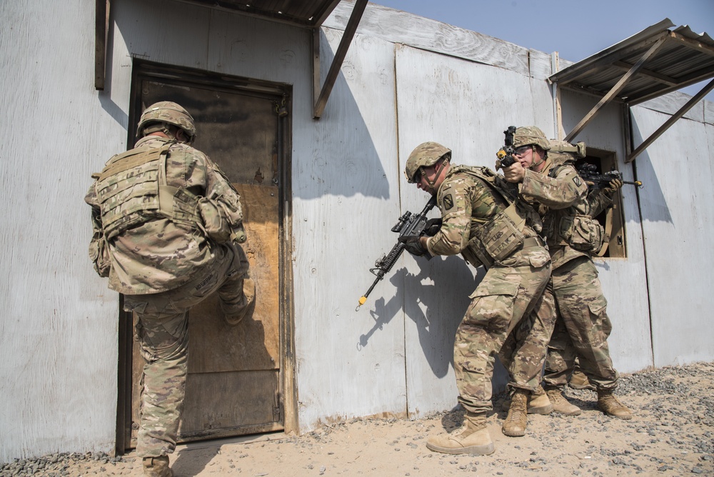 2-137 conducts Urban Ops during Iron Union 8