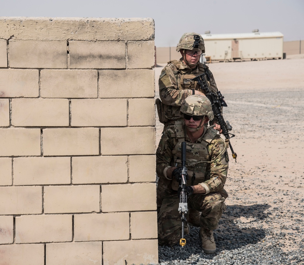2-137 conducts Urban Ops during Iron Union 8