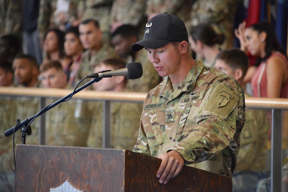 Air Assault Course Graduation Ceremony