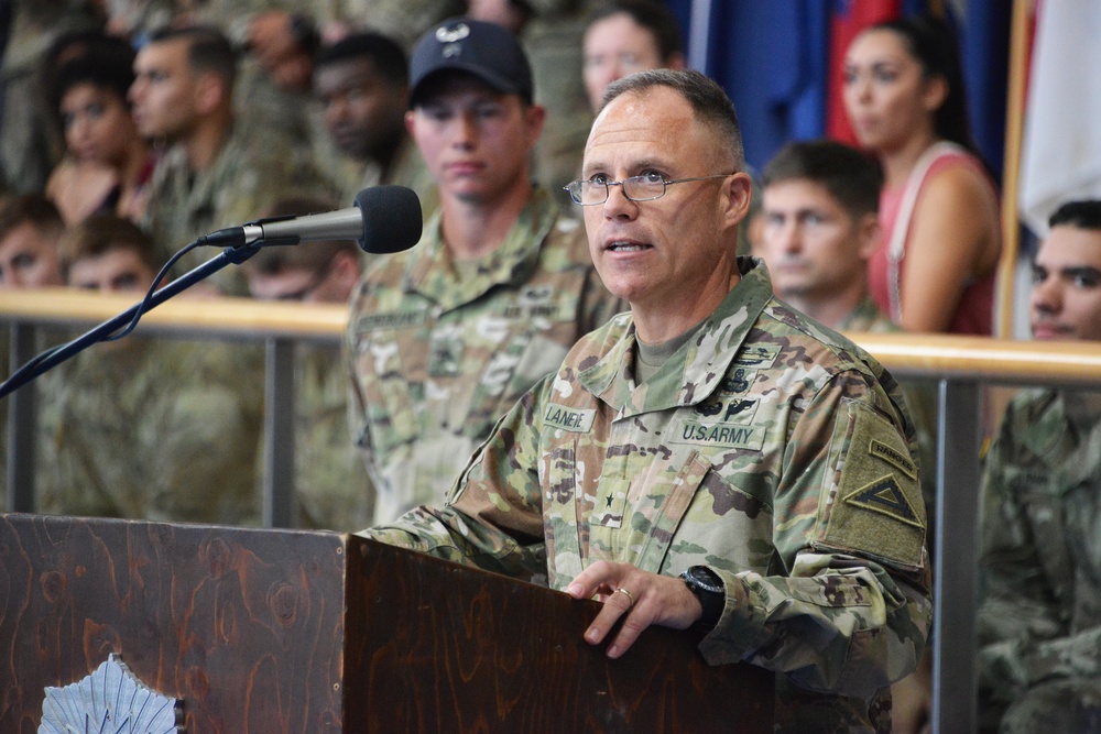 Air Assault Course Graduation Ceremony