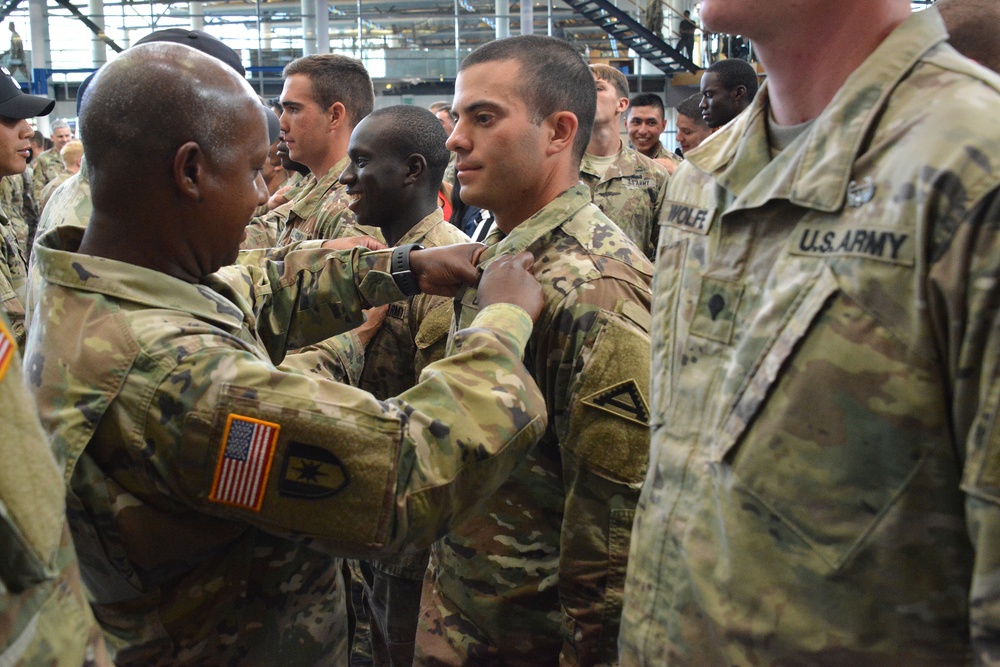 DVIDS - Images - Air Assault Course Graduation Ceremony [Image 21 of 28]