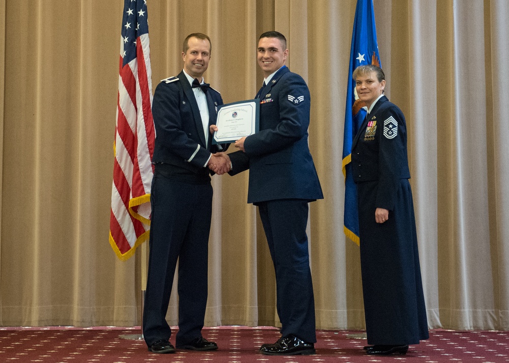 ALS Class 18-4 Graduation