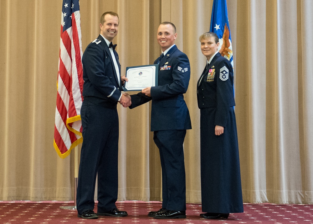 ALS Class 18-4 Graduation