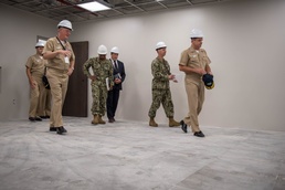 VADM Brown visits SMWDC