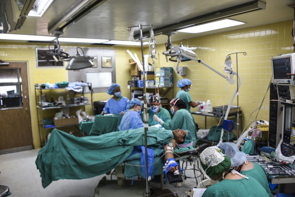 Army South deploys specialized surgical team to Honduras