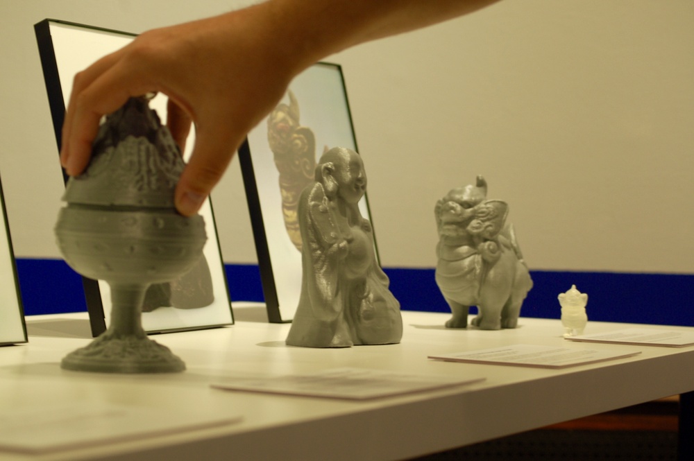 3D printed artifacts from Naval Museum on display