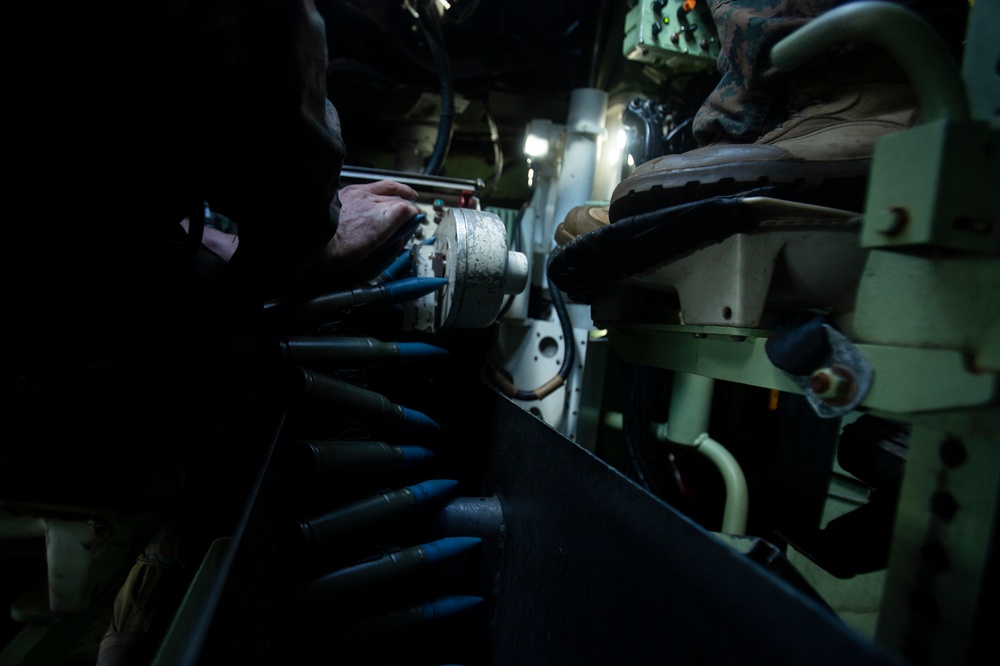 LAR Marines train for shipboard security aboard the USS Wasp
