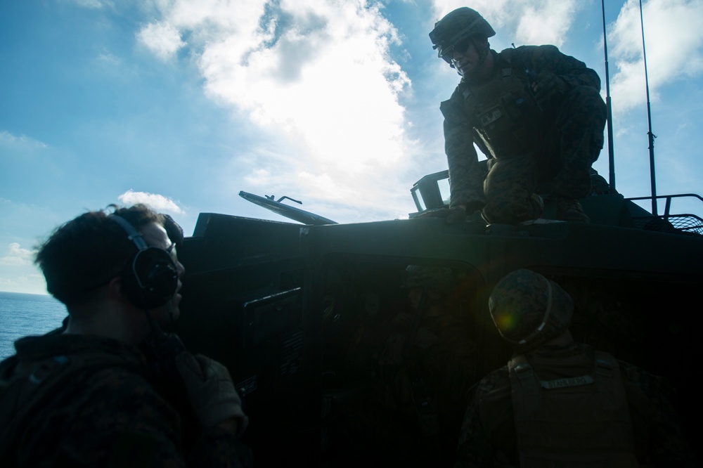LAR Marines train for shipboard security aboard the USS Wasp