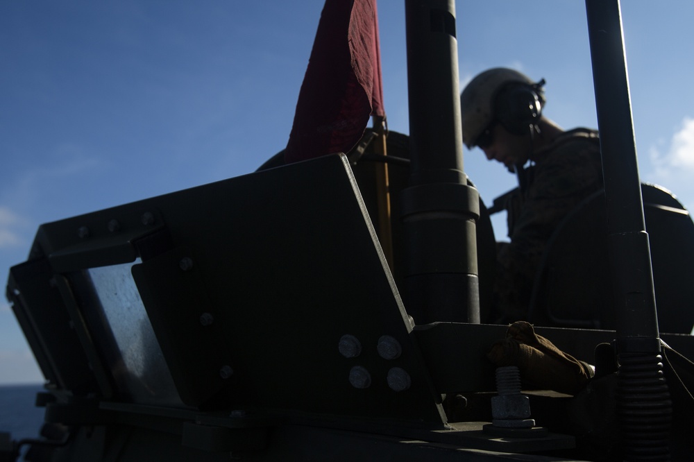 LAR Marines train for shipboard security aboard the USS Wasp