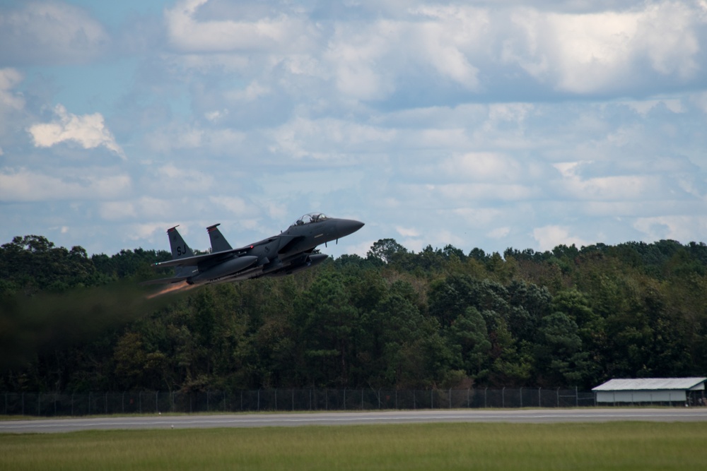 An F-15E Strike Eagle achieves 10K flying hours