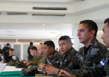 SPMAGTF-SC conducts humanitarian assistance SMEE with Honduran partners