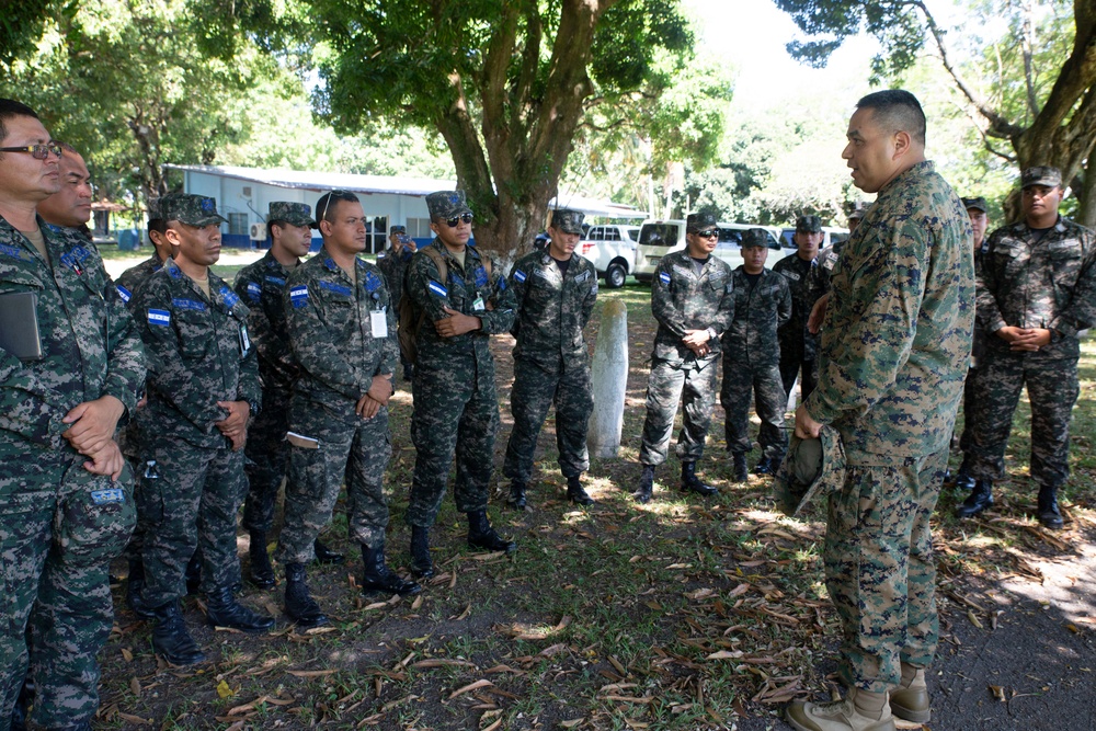 SPMAGTF-SC conducts FHA SMEE with Honduran Partners