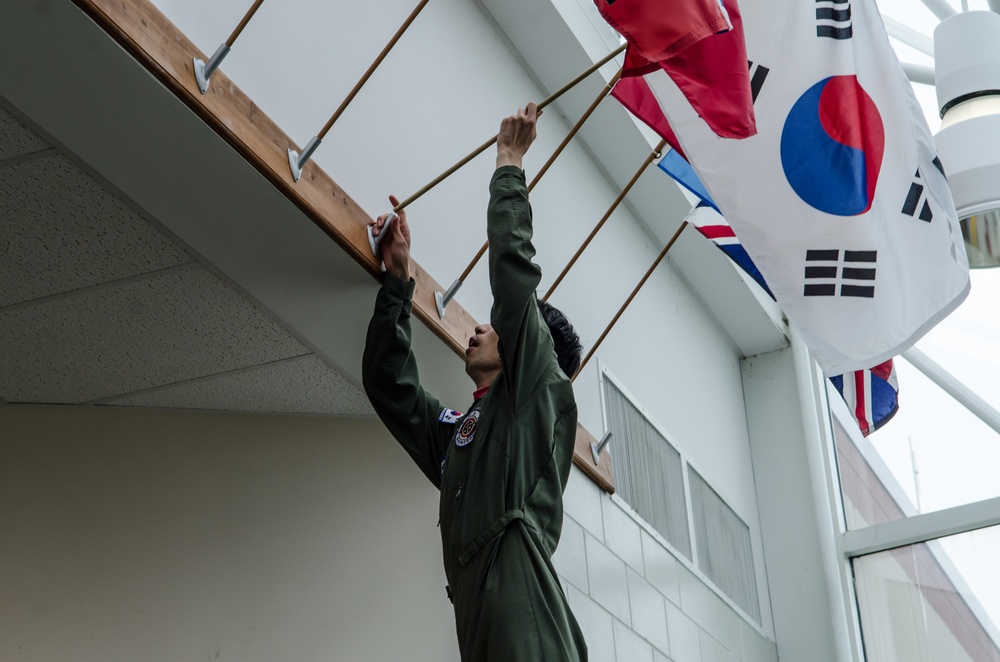 The Republic of Korea sends crew and C130 to flying course in Missouri for the first time.