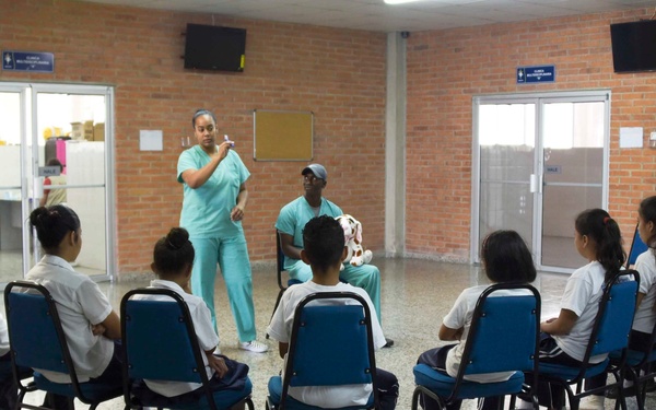 Regional Health Command Central provides pediatric dental services in Honduras
