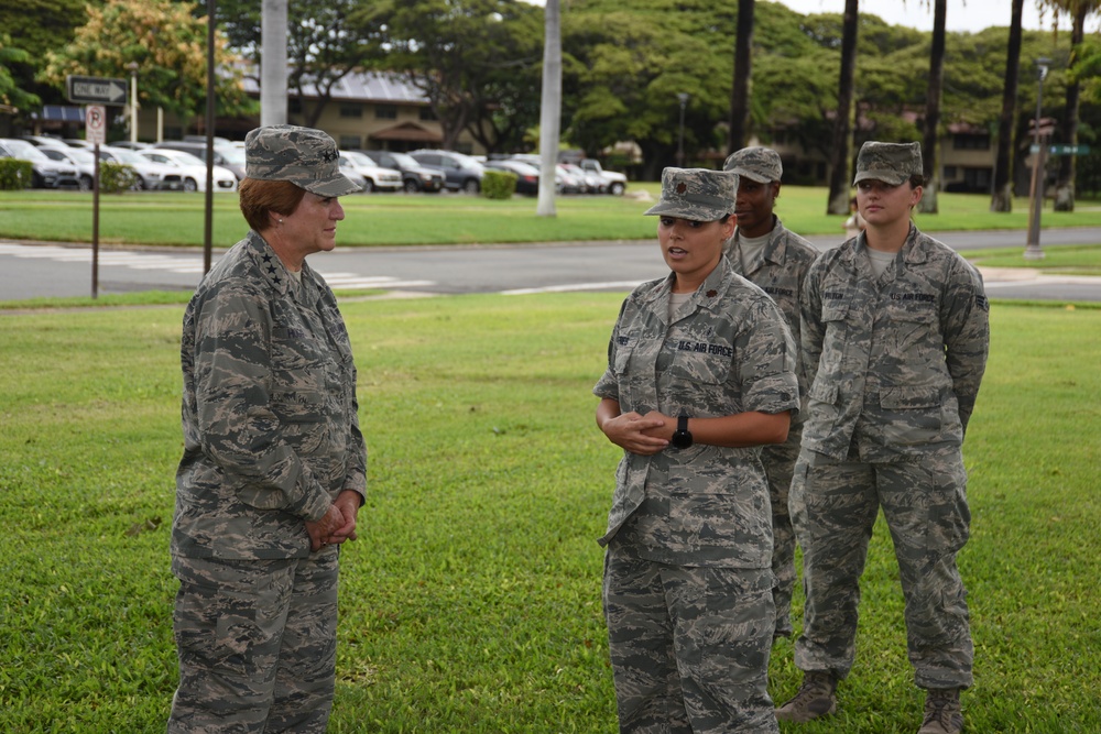 Air Force Surgeon General visits 15 MDG