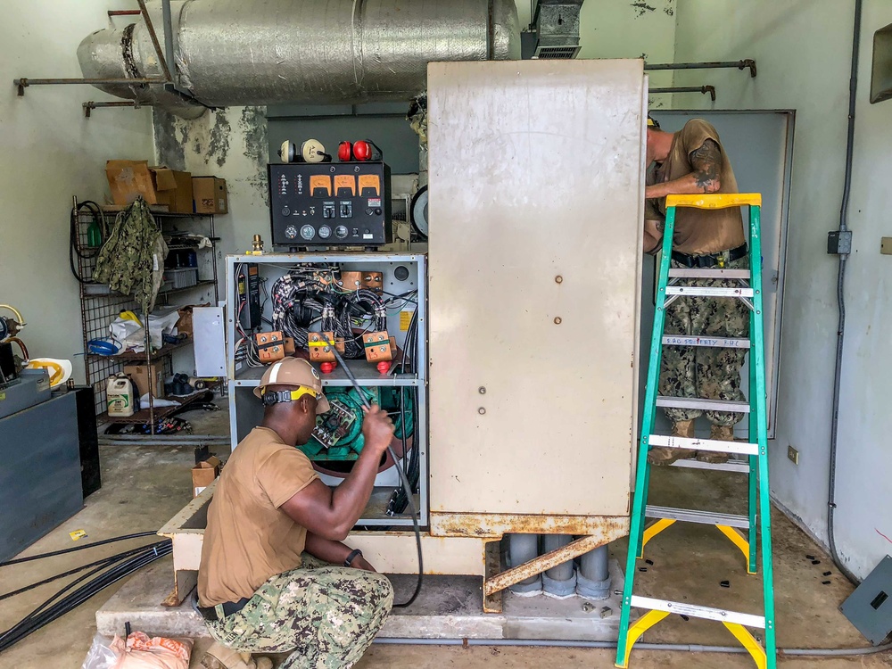 30 NCR installs FEMA Generator in Rota