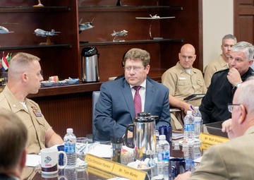 Force Readiness Deputy Assistant Secretary visits NAVSUP WSS