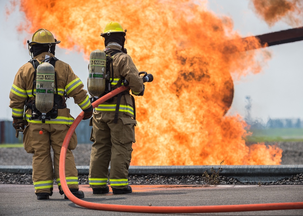 Air Force and Marines accomplish joint fire training