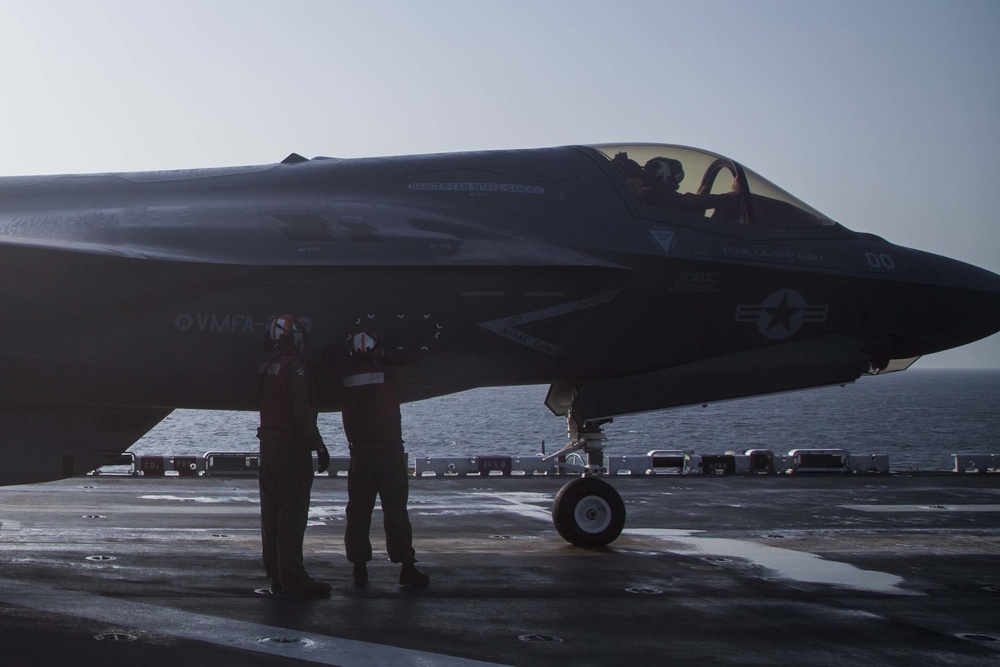 F-35B Lightning II - Ready to Strike