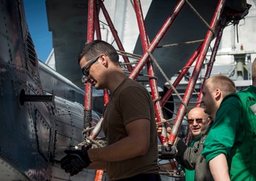 Hue City Sailors Prepare Aircraft for Flight