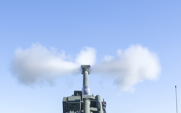 160th Field Artillery live fire new artillery systems